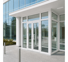 Металлопластиковый тамбур REHAU 3900*2600 мм белый