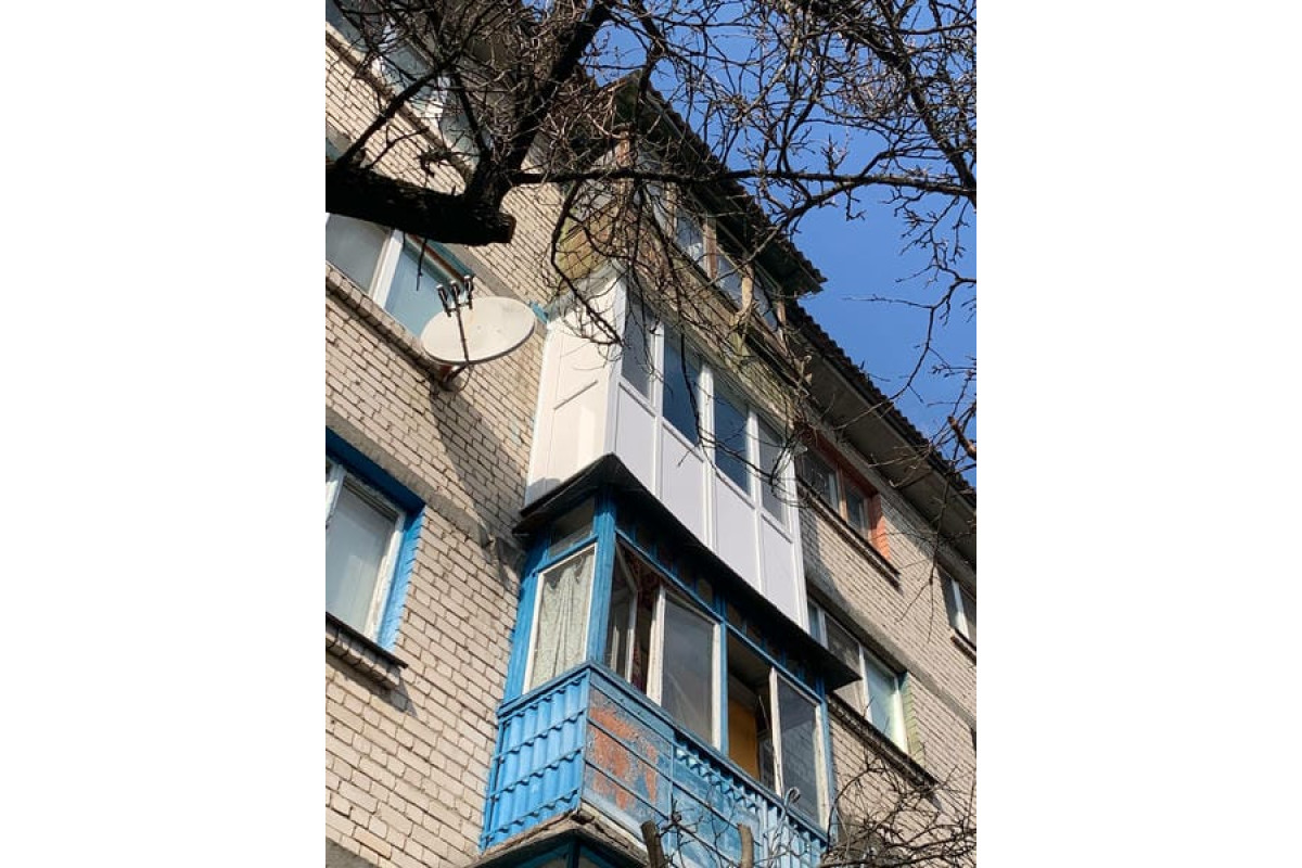 Металлопластиковое окно Steko IDEAL 4000 4х-створчатое с двумя поворотно-откидными створками 2400 x 1000 мм