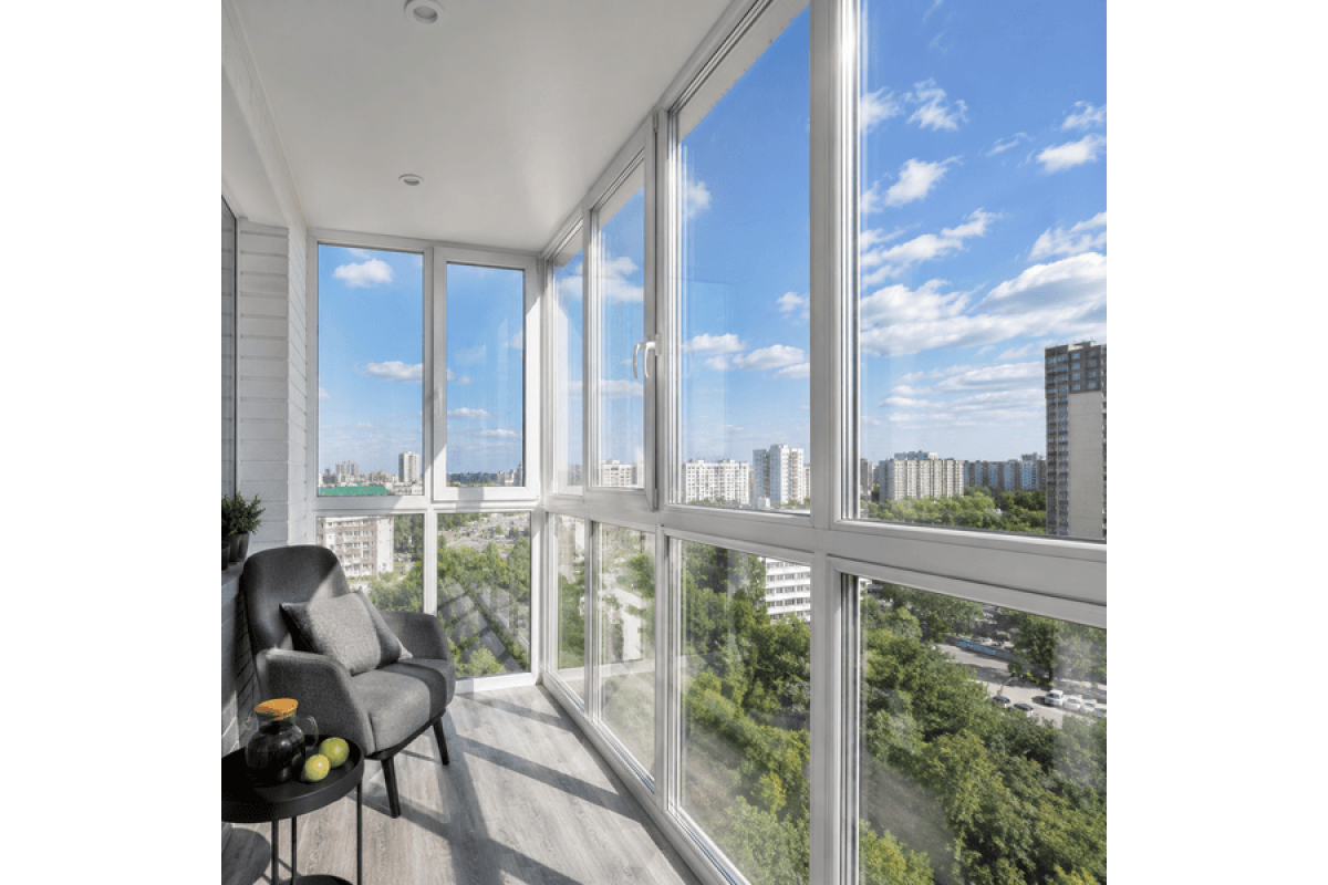 Панорамные металлопластиковые окна REHAU EURO-60 4000 x 2200 мм