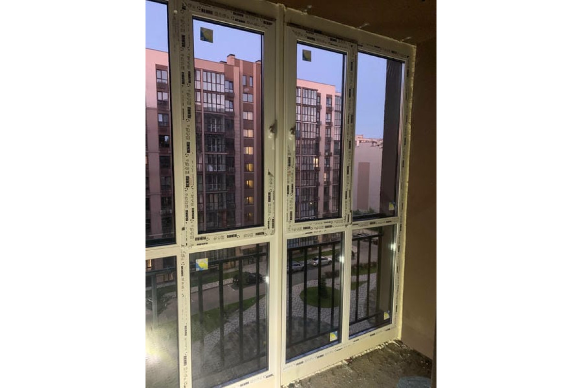 Панорамні металопластикові вікна VEKA Softline 76 3400 x 2400 мм
