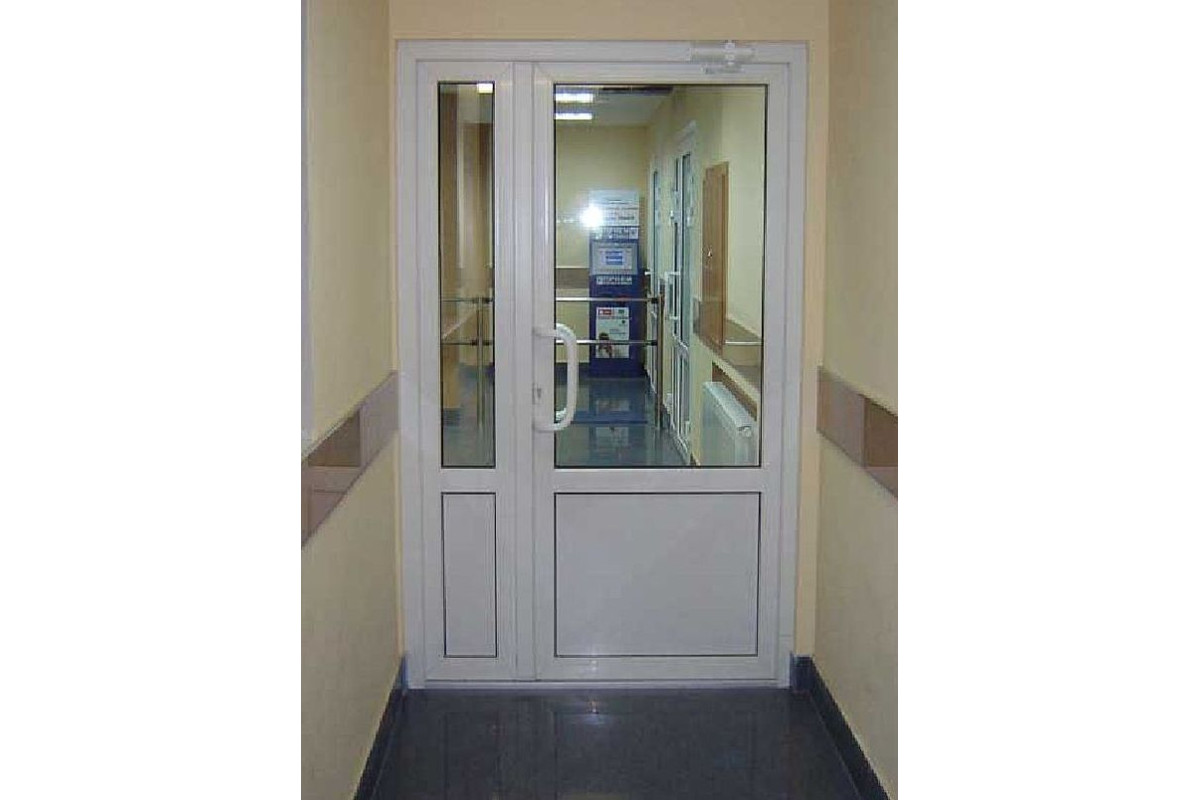 Металлопластиковые двери Aluplast Ideal 4000 полуторные с поворотно-откидной створкой 1100 x 2000 мм