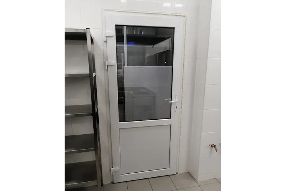 Металопластикові двері Aluplast Ideal 7000 MD поворотно-відкидне 600 x 2000 мм
