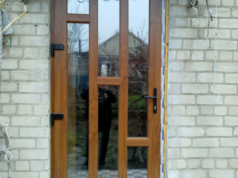 №40 Двері