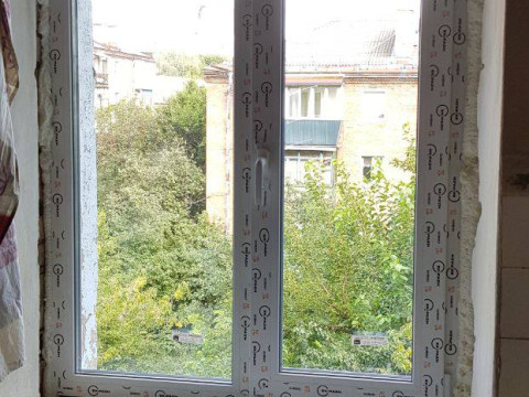 №99 Вікно двостулкове Ekipazh