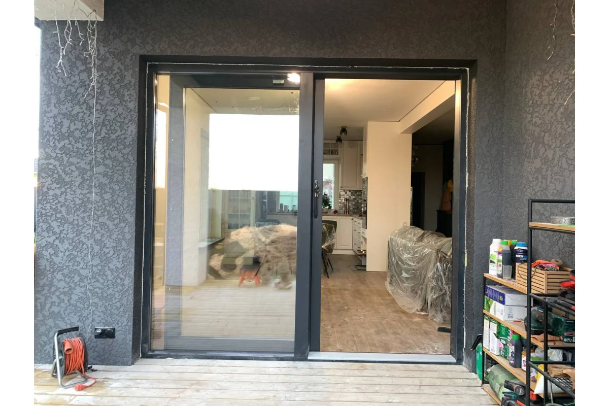 Раздвижные балконные металлопластиковые двери WDS SL76 2000*2200 мм