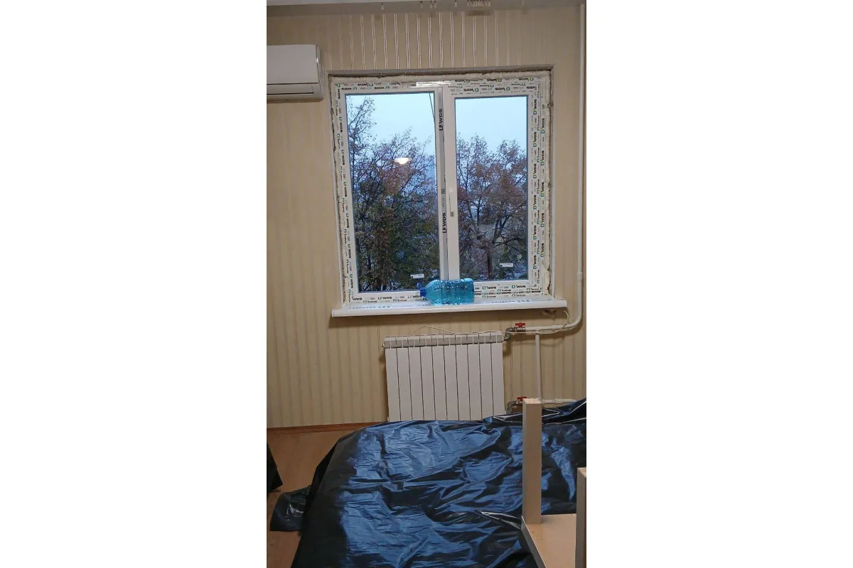 Металопластикове вікно Steko IDEAL 4000 двостулкове з 1 поворотно-відкидною стулкою 1200 × 1300 мм