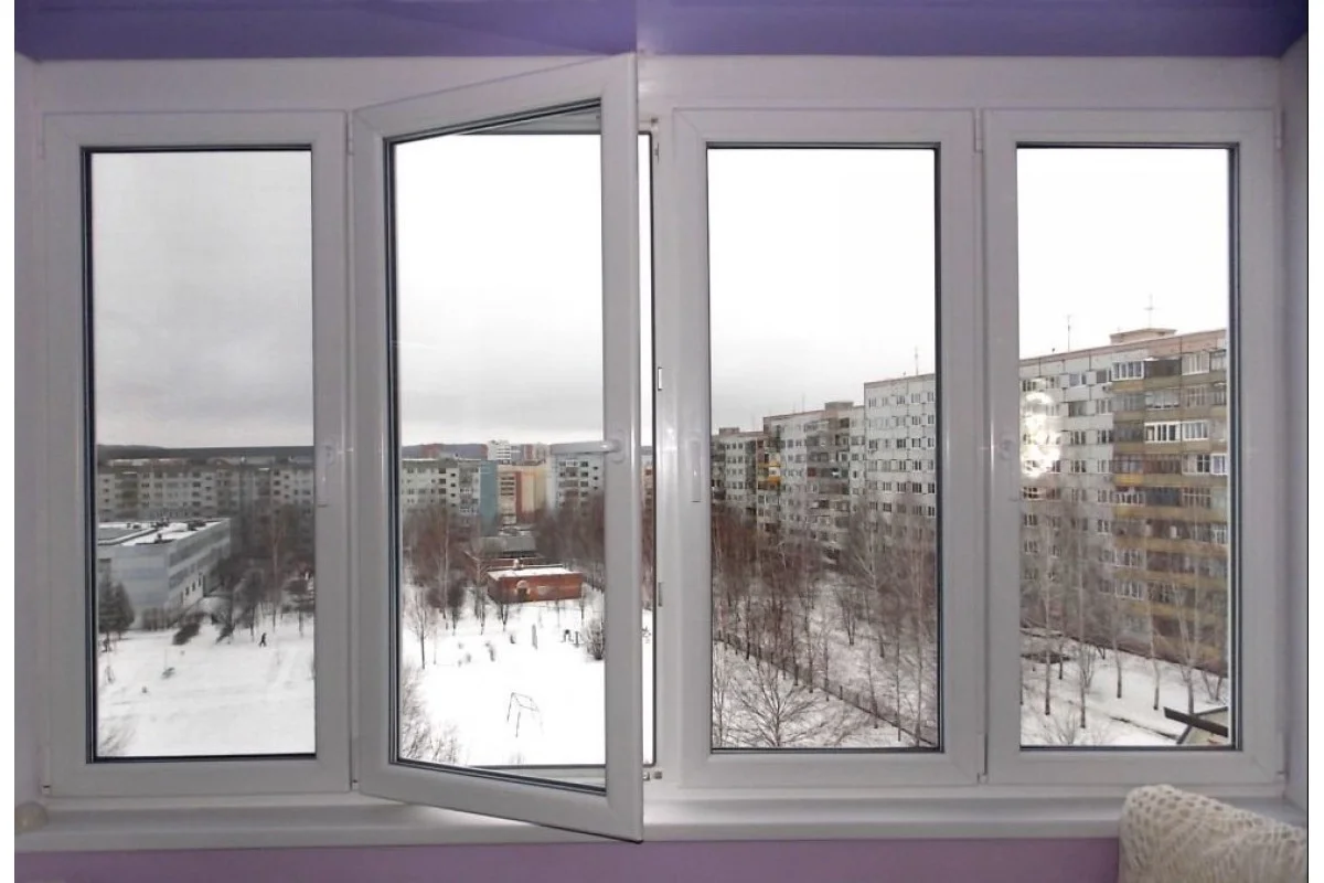 Металлопластиковые окна Glasso 85 четырехстворчатое с двумя поворотно-откидными створками 2500 x 1500 мм