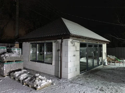 №23 Окна в дом