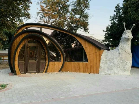 №48 Двері
