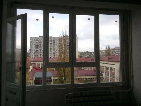 №47 Вікна
