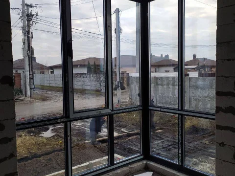 №53 Вікна