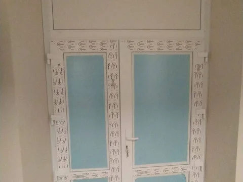 №130 Двери