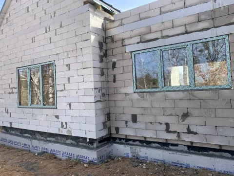 №80 Вікна
