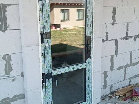 №151 Двері в кольорі антрацит WDS