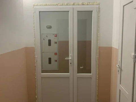 №2 Двері